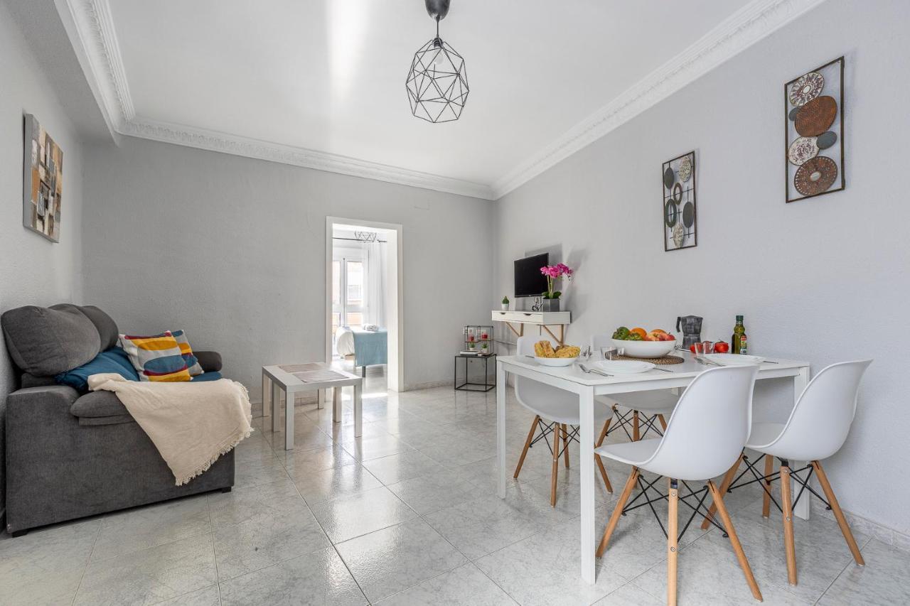 Pureza Dreams De Sevilla Oasis En Triana Buitenkant foto